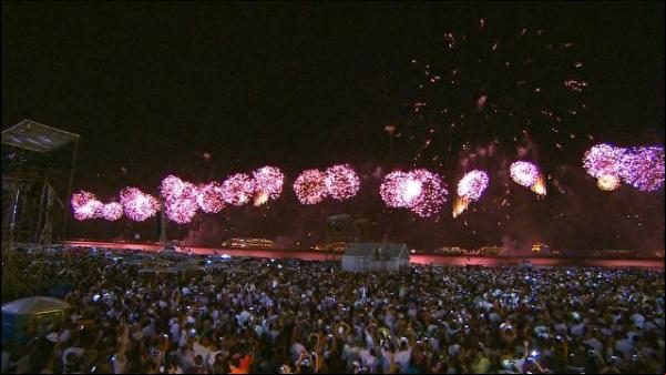 Espetáculo em Copacabana celebrou os 450 anos do Rio de Janeiro.(Imagem:Globo.com)