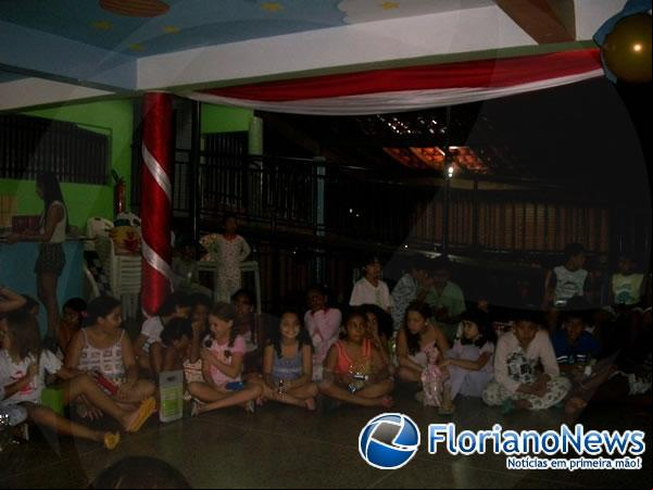 Escola Pequeno Príncipe encerrou ano letivo com III Noite do Pijama.(Imagem:FlorianoNews)