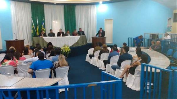Câmara de Floriano realiza sessão solene em homenagem ao dia do Fisioterapeuta.(Imagem:FlorianoNews)