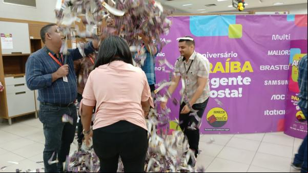 Armazém Paraíba realiza primeiro sorteio de brindes campanha de aniversário em Floriano.(Imagem:FlorianoNews)