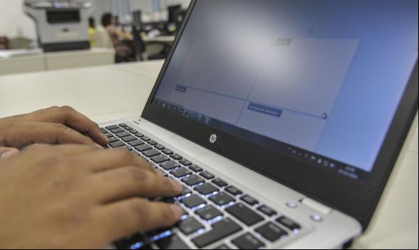 Receita prorroga até 31 de agosto suspensão das ações de cobrança.(Imagem:Marcello Casal Jr./Agência Brasil)