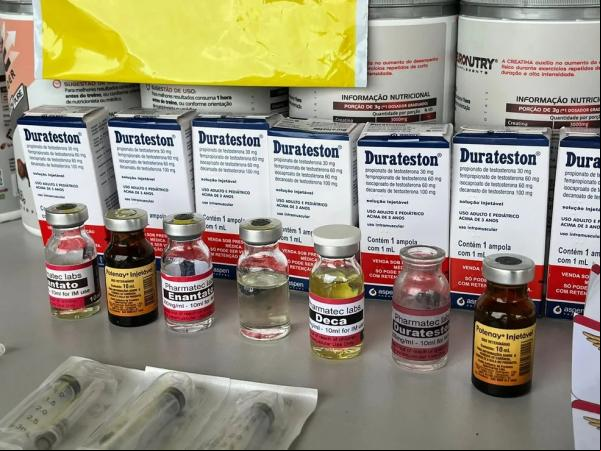 Funcionários dos Correios no Piauí encontram quase 80 pacotes com anabolizantes que seriam enviados para vários estados do país.(Imagem:Polícia Civil)