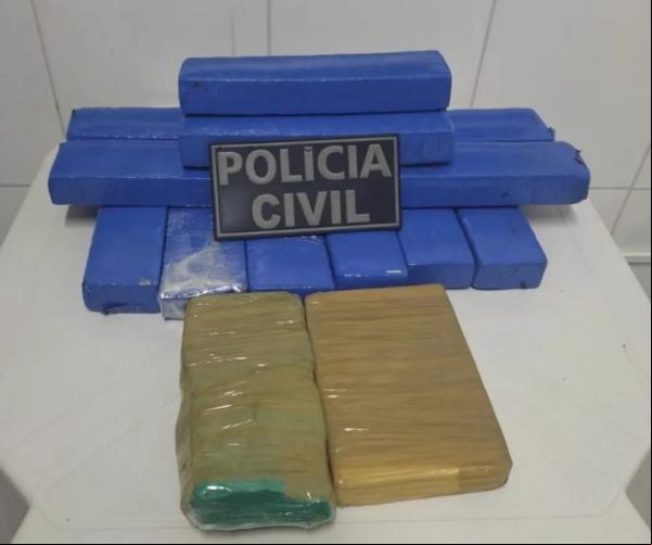 Homem é preso com 13 kg de drogas dentro de táxi no Sul do Piauí.(Imagem:Divulgação /PC-PI)