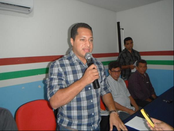 Prefeito Gleydson Resende(Imagem:FlorianoNews)