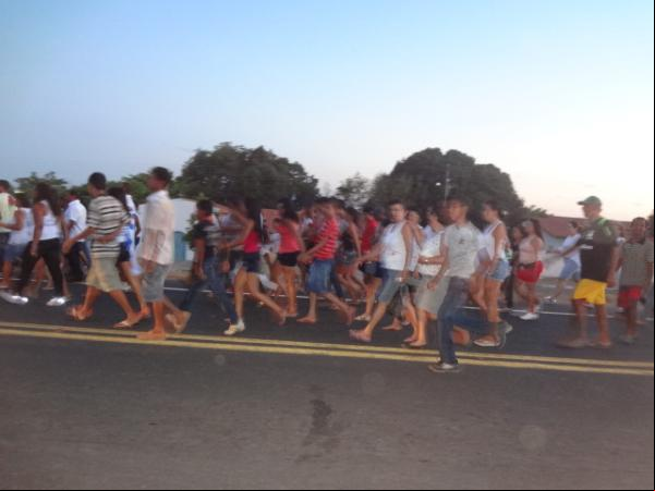 Gleydson Resende vai a igreja agradecer pela vitória em Barão de Grajaú(Imagem:FlorianoNews)