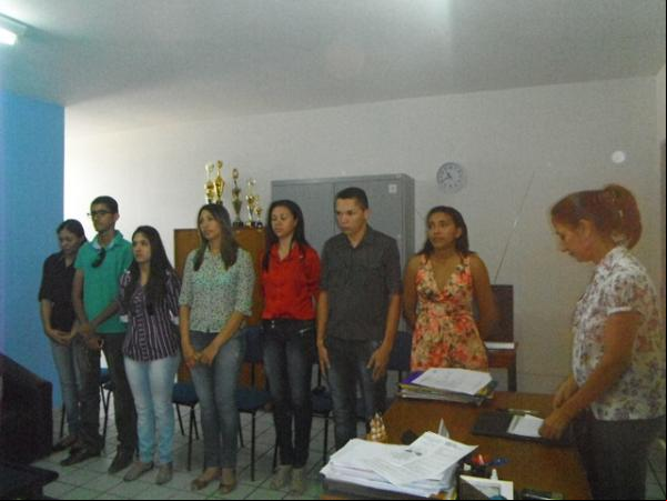 Formandos de Enfermagem prestaram juramento na diretoria da UESPI.(Imagem:FlorianoNews)