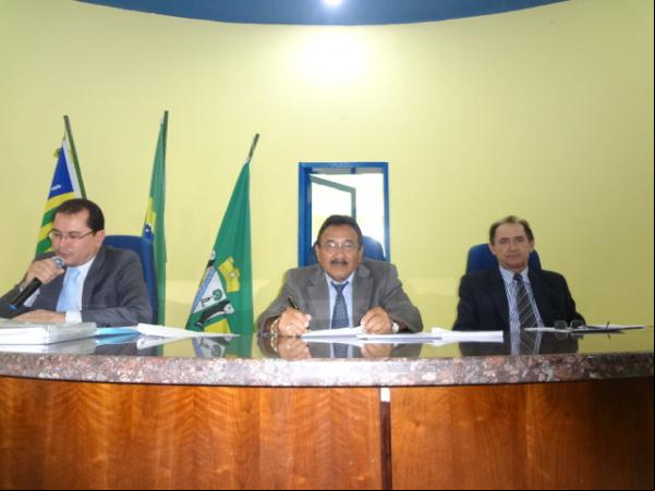Câmara de Floriano aprovou em segundo turno Projeto de Lei do Poder Executivo.(Imagem:FlorianoNews)