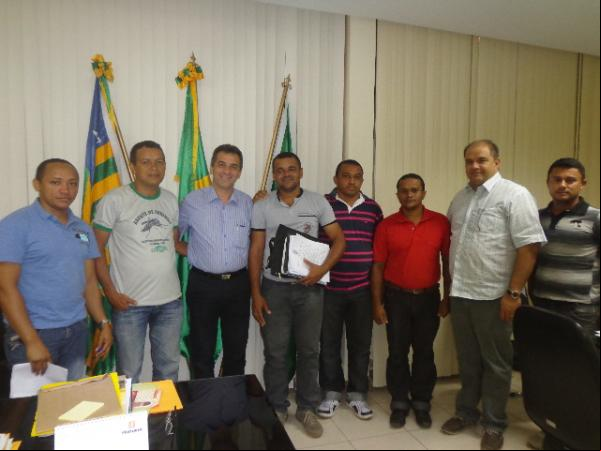 Gilberto Júnior participou de reunião com Sindicato dos Servidores Públicos Municipais de Floriano.(Imagem:FlorianoNews)