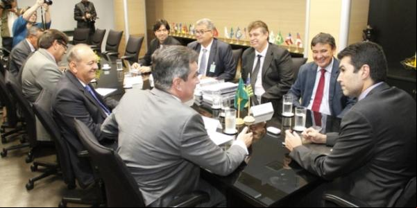 Governador consegue remanejar R$ 190 milhões para obras no Piauí.(Imagem:florianonews.piauiconectado.com)