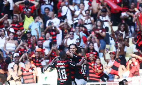 Resultado leva Rubro-Negro à liderança provisória do Brasileirão.(Imagem:GILVAN DE SOUZA/FLAMENGO/DIREITOS RESERVADOS)