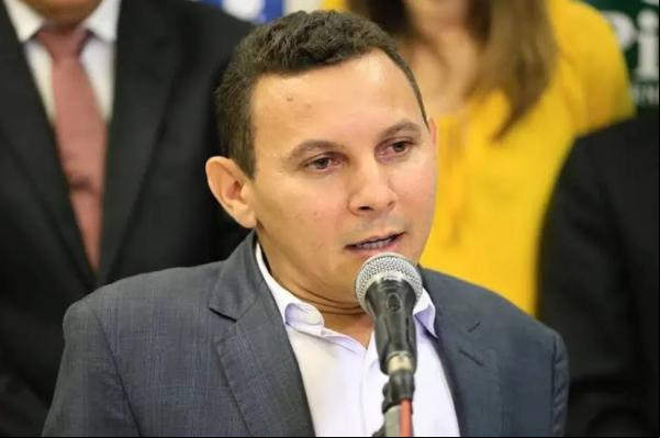 Mauro Eduardo Cardoso, titular da Secretaria para Inclusão da Pessoa com Deficiência do Piauí.(Imagem: Divulgação)