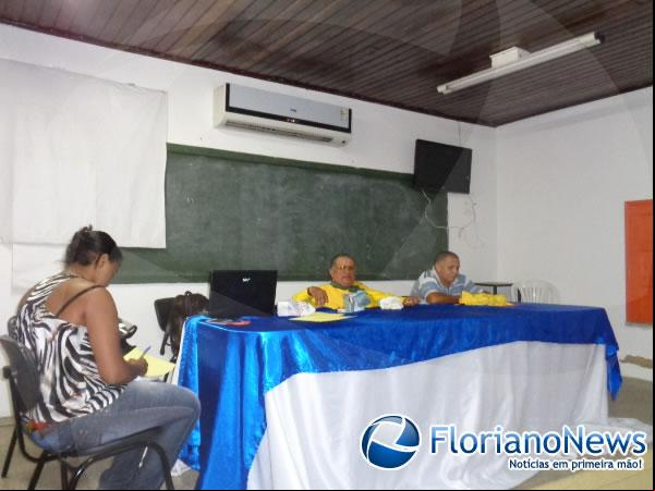 Reunião discutiu preparativos para o Show do Carrapeta 2014.(Imagem:FlorianoNews)
