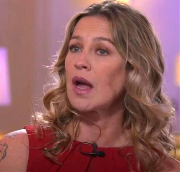 Sem papas na língua, Piovani respondeu: Meu negócio não é o dinheiro, é o compromisso. Vem de malandro pra cima de mim? Dona do circo. Outro internauta aconselhou Luana fazer um(Imagem:Reprodução)