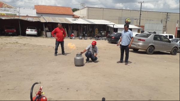 Armazém Paraíba de Floriano realiza treinamento sobre Brigada de Incêndio com seus colaboradores(Imagem:Divulgação)