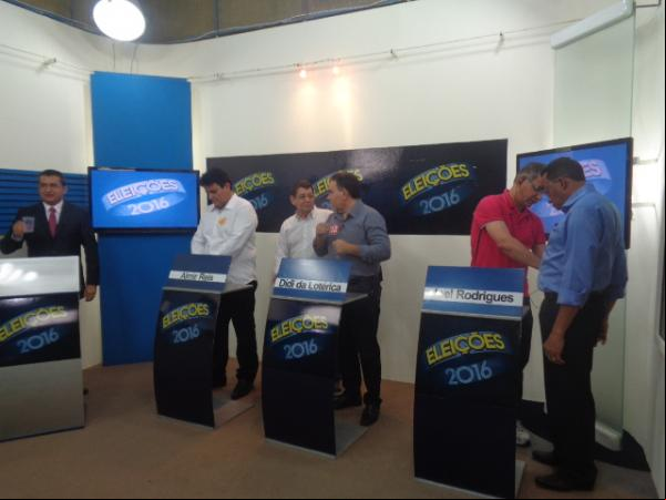 Candidatos à prefeitura de Floriano participam de debate na TV Alvorada.(Imagem:FlorianoNews)