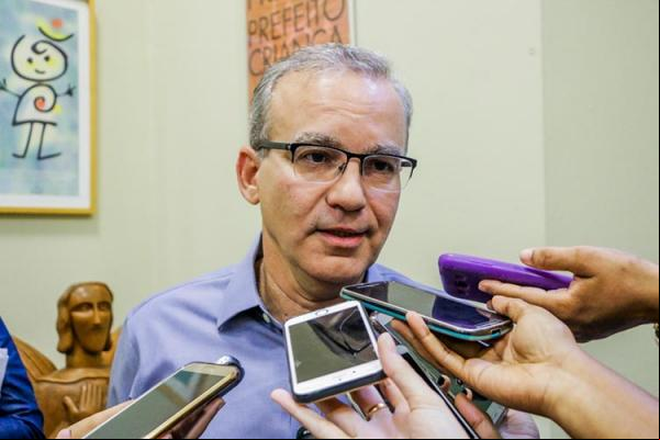 Firmino Filho elogia João Vicente, mas diz ser precipitado falar de vice.(Imagem:Roberta Aline/florianonews.piauiconectado.com)