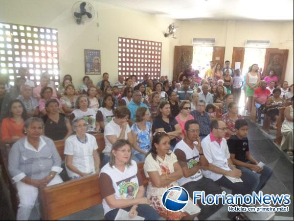 Fiéis lembram Frei Vicente Cardone um ano após sua morte.(Imagem:FlorianoNews)