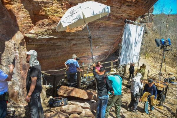 Documentário traz imagens das pinturas rupestres da Serra da Capivara, no Piauí.(Imagem: Divulgação)