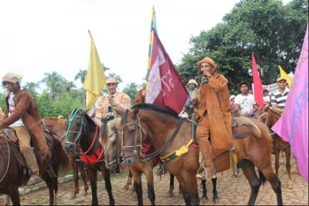 Dia do Vaqueiro é prestigiado por centenas de pessoas em Landri Sales.(Imagem:florianonews.piauiconectado.com)
