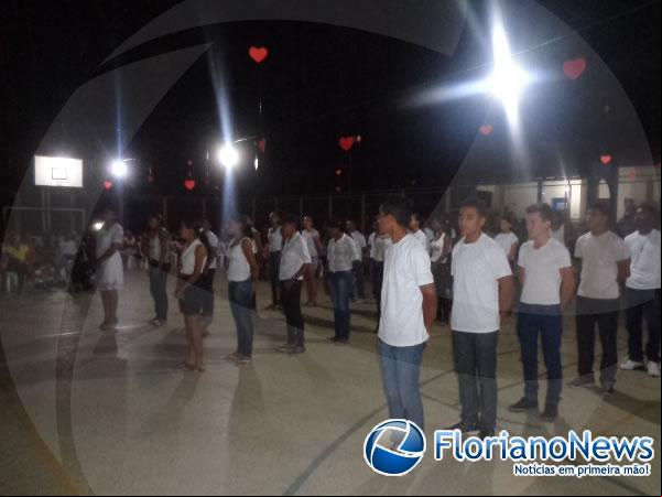 Escolas municipais realizaram festa do Dia das Mães na localidade Amolar.(Imagem:FlorianoNews)