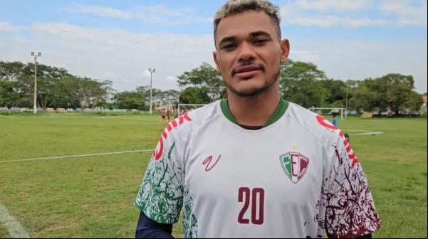 Romário, atacante do Fluminense-PI.(Imagem:Pablo Cavalcante)