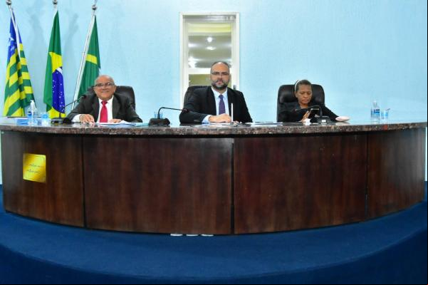 A todo, os vereadores apresentaram 33 indicações e 5 projetos nesta quinzena de sessões.(Imagem:CMF)
