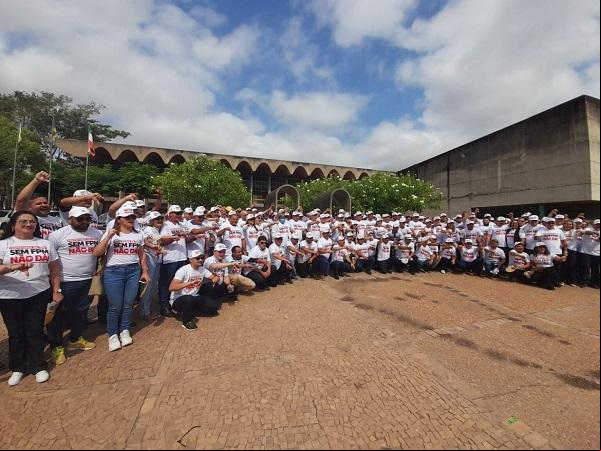 Protesto de prefeitos na Alepi.(Imagem:Jonas Carvalho/ClubeNews)