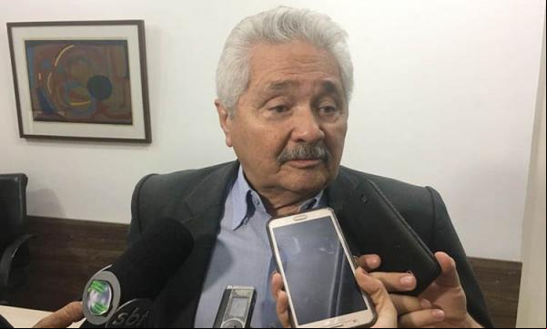 Elmano Férrer (Podemos)(Imagem:Arquivo/florianonews.piauiconectado.com)