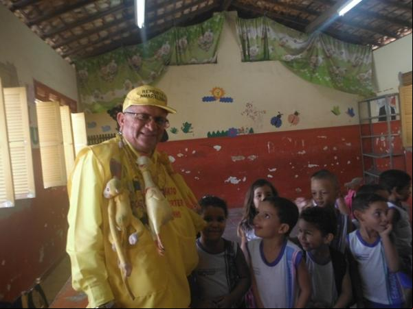 Alunos da educação infantil participam de atividades saudáveis na Escolinha da Mônica.(Imagem:FlorianoNews)