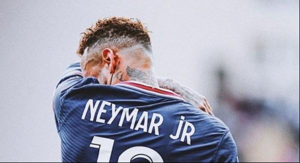 Neymar faz desabafo em suas redes sociais(Imagem:Divulgação)
