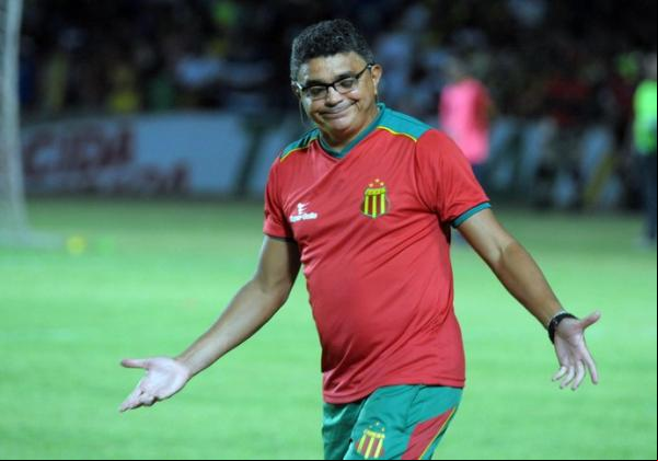 Após dois os com o Sampaio Corrêa, Flávio Araújo acerta com o River-PI.(Imagem:Biaman Prado/O Estado)