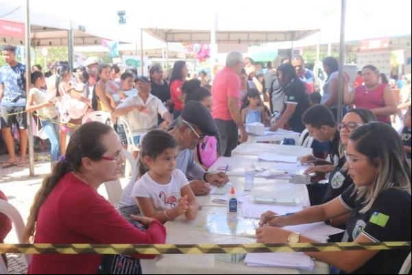 Teresina em Ação oferece serviços gratuitos.(Imagem:Lorena Linhares/G1 PI)