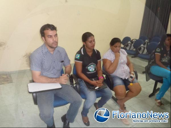 Representantes de bairros participam de reunião do Conselho de Segurança.(Imagem:FlorianoNews)