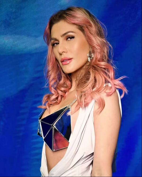 Lívia Andrade(Imagem:Reprodução/Instagram)