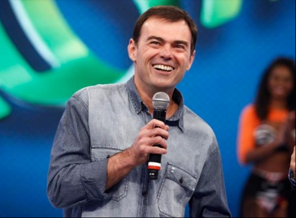 Tino Marcos volta ao esporte da Globo, após período afastado.(Imagem:TV Globo)