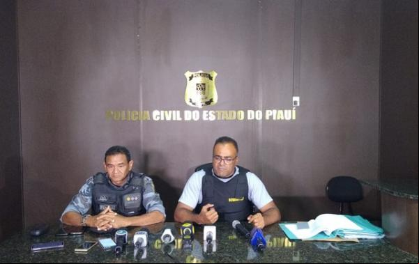 Comandante do 8º BPM, major Wilton Sousa e delegado Odilo Sena, titular do 21º DP.(Imagem:Nayara Nadja/TV Clube)