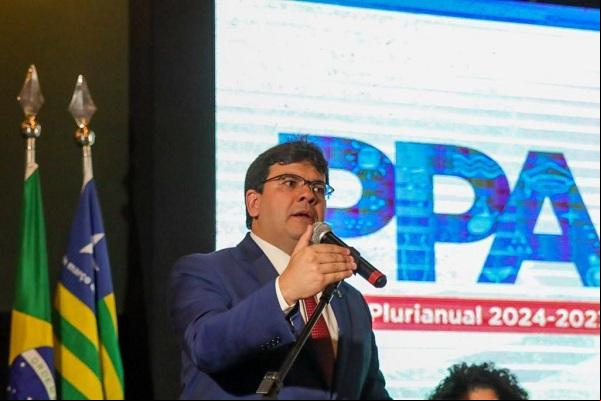 O governador participou da abertura do encontro participativo da construção do Plano Plurianual, realizado até o dia 12 em Teresina.(Imagem:Divulgação)