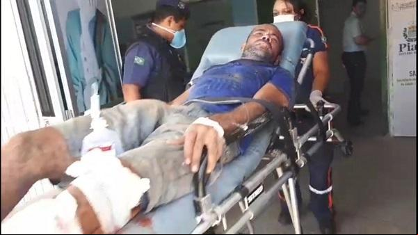 Vítima dando entrada no HRTN.(Imagem:Jc24horas)