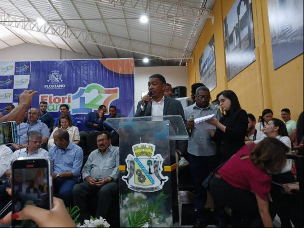 Floriano celebra a reinauguração do modernizado Mercado Público Central(Imagem:FlorianoNews)