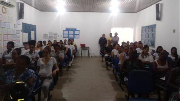 Acadêmicos da FAESF capacitam ambulantes que irão trabalhar no Carnaval de Floriano.(Imagem:FlorianoNews)