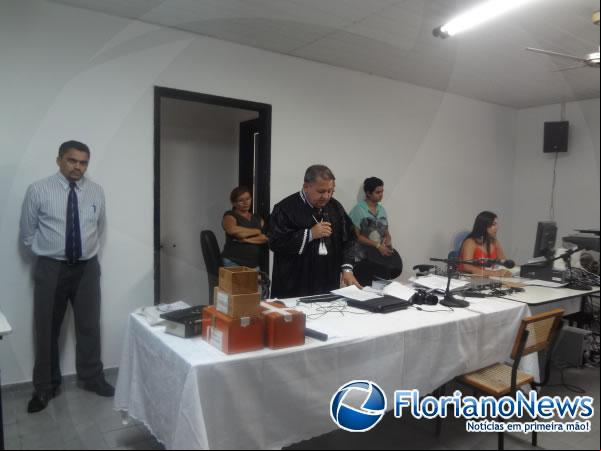 Tribunal do Júri condenou réus, mas os acusados continuarão em liberdade.(Imagem:FlorianoNews)