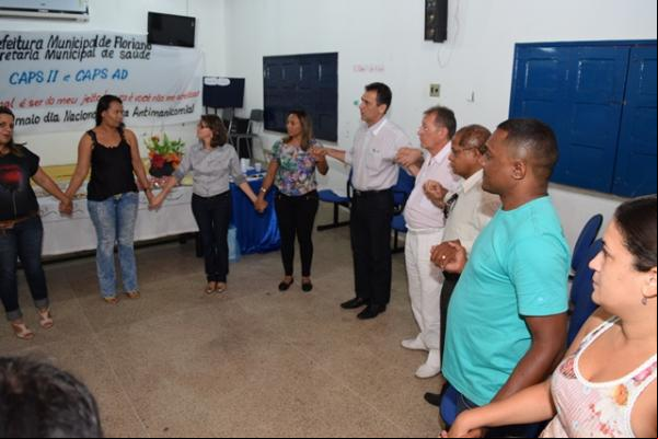 Servidores do CAPS AD e CAPS II participam de oficina de fortalecimento profissional.(Imagem:Waldemir Miranda)