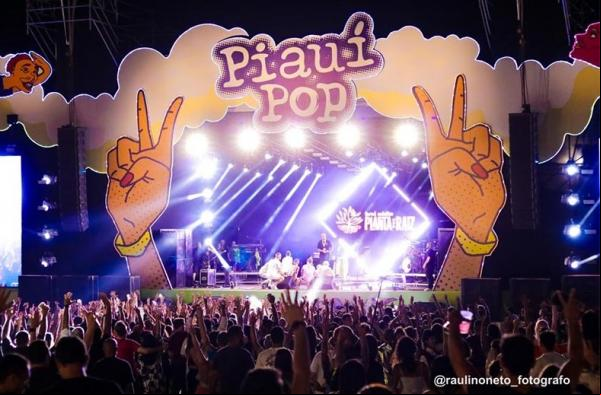 Planta & Raiz agita público e leva mensagem de amor e perdão ao Piauí Pop.(Imagem:Raulino Neto)