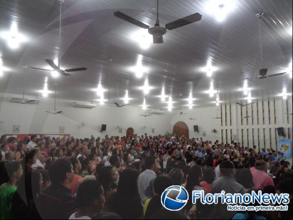  Carreata marca início dos festejos de Nossa Senhora das Graças em Floriano.(Imagem:FlorianoNews)