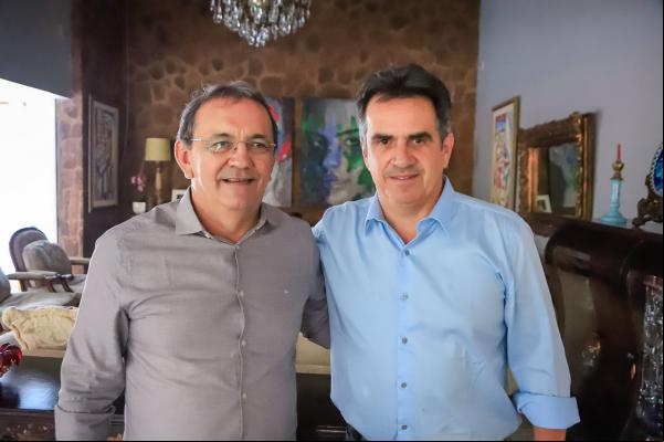 Ciro Nogueira recebe mais de 50 prefeitos e lideranças(Imagem:Divulgação)