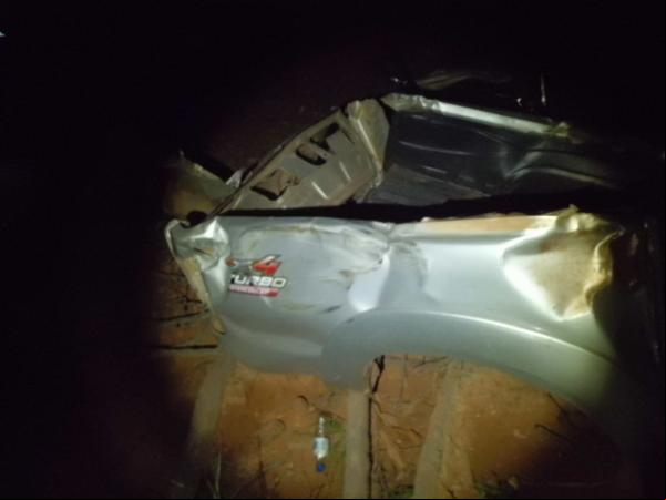 Seis pessoas morrem em acidente com Hillux e carreta na BR-135.(Imagem:Divulgação)
