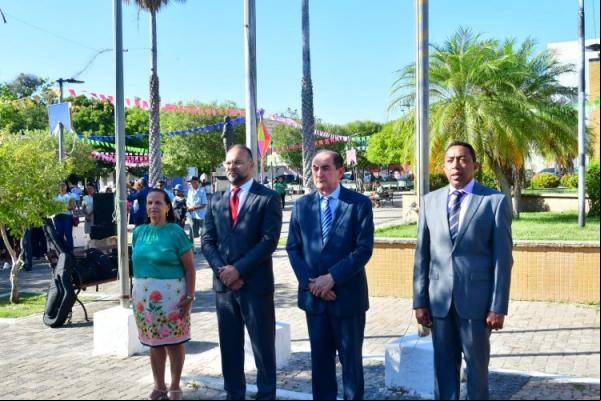 Momento cívico e Feira da Agricultura marcam o 8º dia de atividades pelos 127 anos de Floriano.(Imagem:Secom)