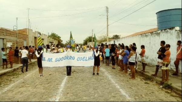 Escola Municipal Socorro Coelho realiza desfile cívico em alusão ao 7 de Setembro.(Imagem:FlorianoNews)