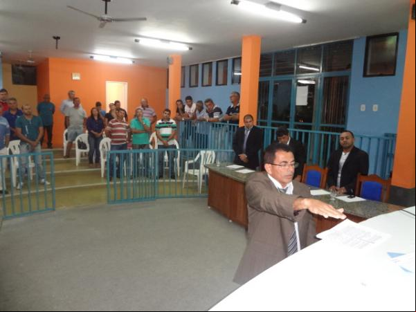 Câmara de Barão de Grajaú dá posse ao suplente de vereador Zé Barão.(Imagem:FlorianoNews)