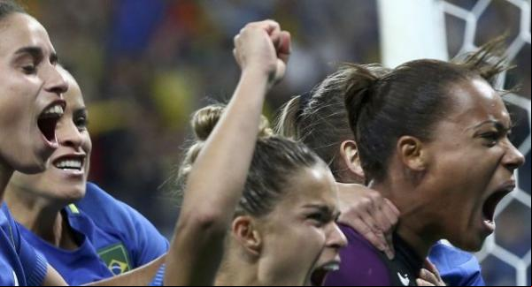 Brasil vence nos pênaltis e vai a semifinal no futebol feminino.(Imagem:Noticiasaominuto)